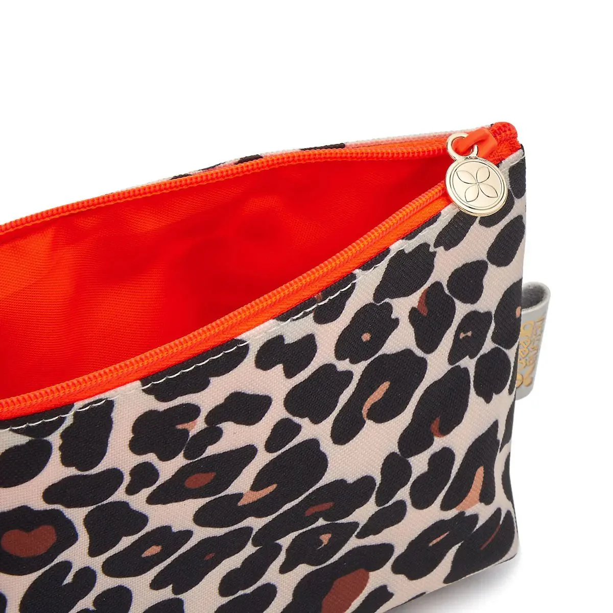Victoria Green 'Mia' Small Makeup Bag in Leopard Tan - Image 2